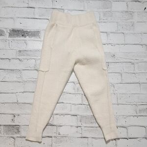 BBXBRAND LUXURY BRAND WOOL KNIT PANTS. NWT